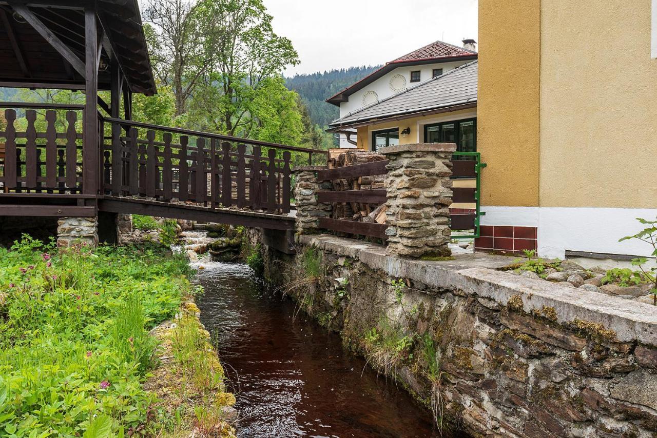 Penzion Rejstejn Exteriör bild